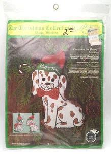 Vintage Christmas Collection Puppy Stocking Paragon Needlecraft Felt Kit 6275 - Picture 1 of 5