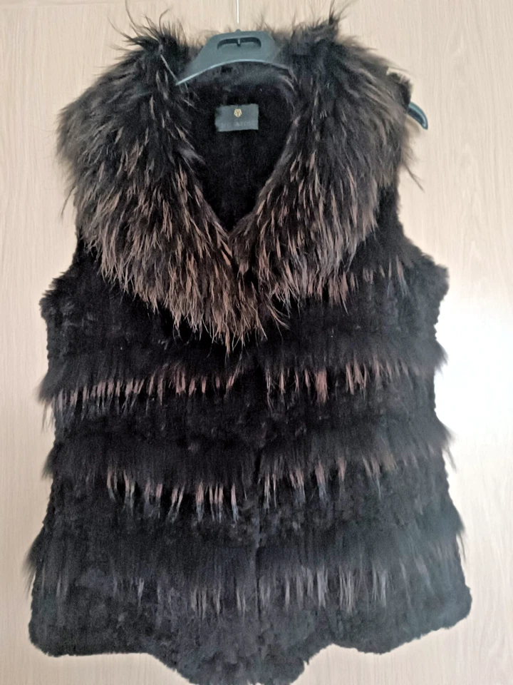 Milestone Fellweste Kaninchen Fell Braun Gr. D 38-40  It 44 - Bild 1 von 4