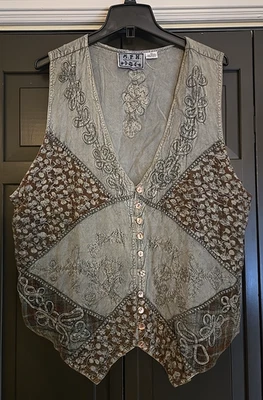 Womens 1X VTG 90s Gray Embroidered Patchwork Button Front Boho Vest Hippie - Image 1 of 4