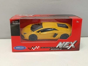 Lamborghini Aventador Coupé 2011 Giallo Yellow Welly 1:43 Nuovo Die-cast - Foto 1 di 1