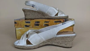 Bella Vita Kimora Espadrille Wedge Sandals Womens 9W White Slingback Shoes NWB - Picture 1 of 12