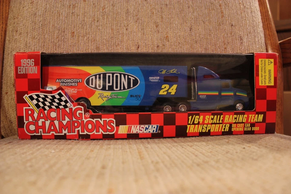 Racing Champions Dale Jarrett Interstate Batteries Transporter 1:64 Diecast Truck