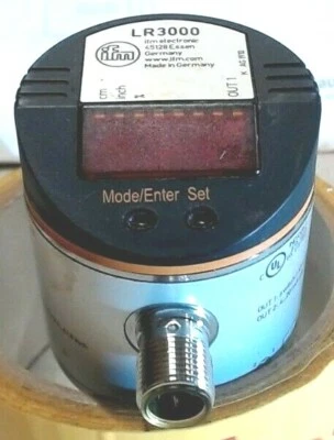 IFM LR3000 IO LINK LEVEL SENSOR W/ 27 IN PROBE/ROD 4-PIN DC 4-20mA / 0-10V *FSHP - Image 1 of 4