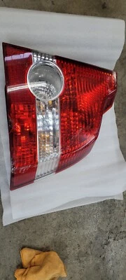 2004 2005 2006 2007 VOLVO S40 conjunto de lanterna traseira direita passageiro fabricante de equipamento original - Imagem 1 de 4