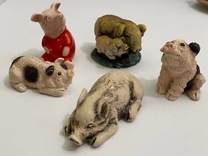 MINI PIG COLLECTION, INCLUDING PIGLETT FROM WINNIE THE POOH, BESWICK ENGLAND - Picture 1 of 1