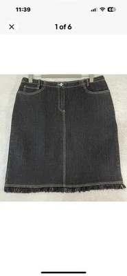 Falda vaquera cabi negra con dobladillo deshilachado hasta la rodilla, talla 16 nueva sin etiquetas Foto 1 de 4