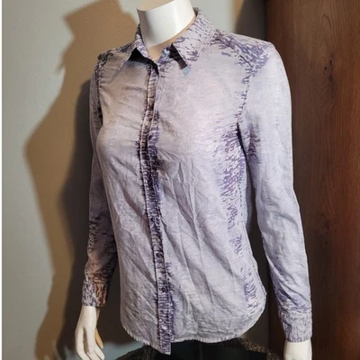 Blusa Kelly Wearstler Gráfica Mármol Burnout Talla Pequeña Moda Cápsula Minimalista Foto 1 de 4