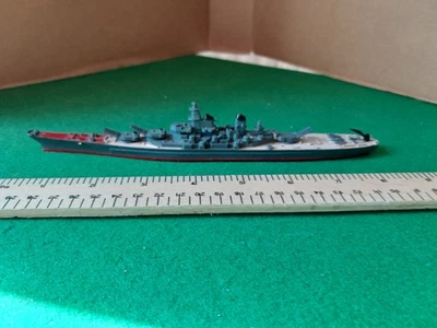 HORNBY MINIC SHIPS  M743   MISSOURI 8.75 INCHES LONG  GOOD CONDITION - Image 1 of 3