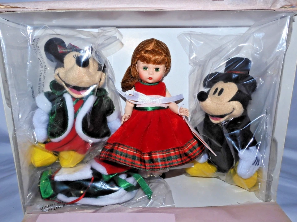 8英寸亚历山大夫人娃娃“与米奇和米妮一起颂歌”圣诞节迪士尼未拆封 — 第 1/4 张图片