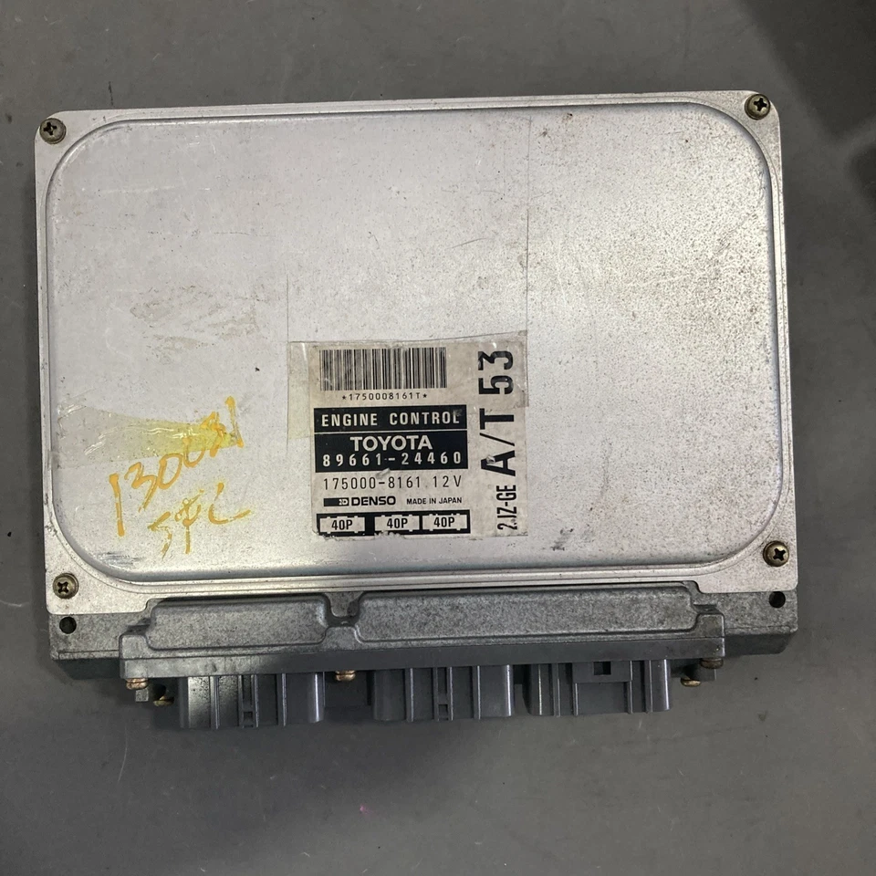 Lexus SC300 1996 ECU/ECM 89661-24460 Foto 1 de 4