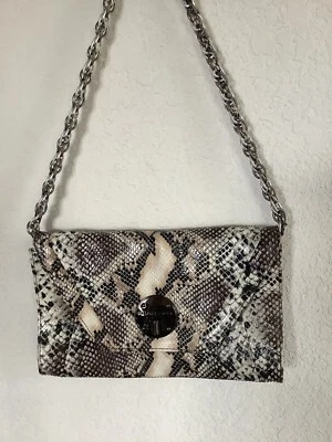 Bolso de hombro de cuero con piel de serpiente Elliott Lucci  Foto 1 de 4