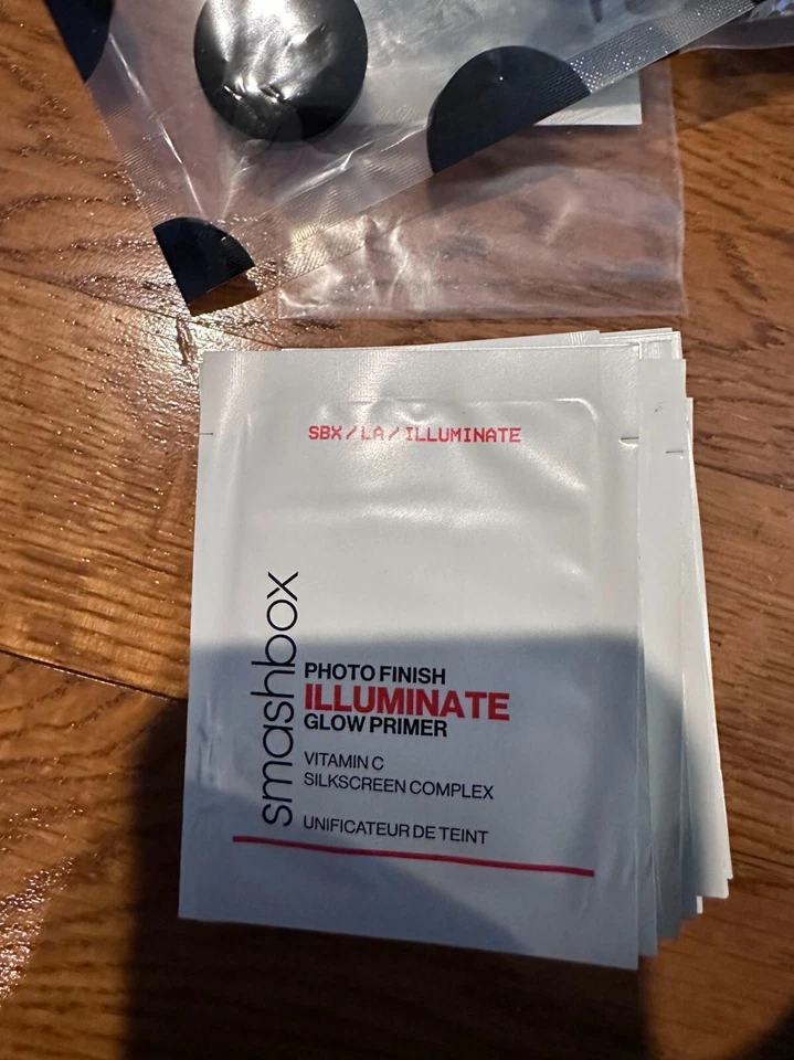 SMASHBOX PHOTO FINISH ILLUMINATE GLOW PRIMER SAMPLE (SET OF 3) - Image 1 of 1