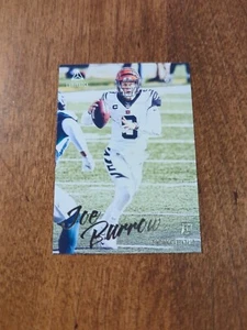2020 Panini Chronicles Luminance #201 Joe Burrow RC - Picture 1 of 2