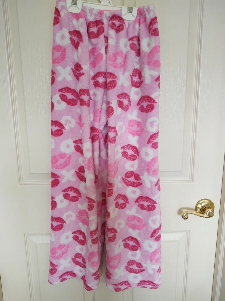 Girl's 'Made with love and kisses' Super Soft Kisses Pajama Pants Size 10-12 - Image 1 of 1
