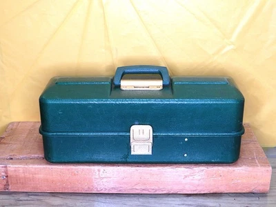 Vintage UMCO 3 Drawer Tray Tackle Box 173 U - Old Fishing - Green - Image 1 of 4