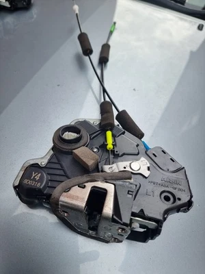 Lexus RX400H 03-09 Mk2 N/S Left Passenger Rear Door Lock Catch Latch 491925 - image 1 of 3