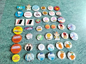 Vintage Collection of 1970's Pin Badges Over 40 some doubles - Picture 1 of 14