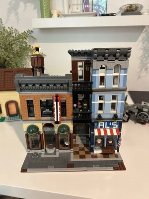 LEGO CREATOR: Detective's Office (10246) - Image 1 of 4