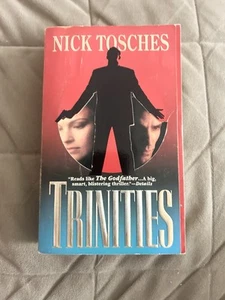📒Trinities - Mass Market Paperback By Tosches, Nick 4502 - Foto 1 di 12