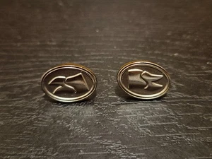 2 Britannia Silver Club. Saga Rose. Pin Badge - Picture 1 of 3