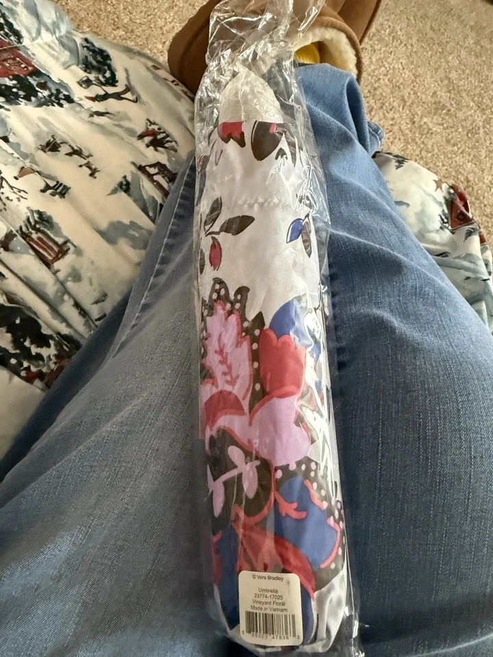Paraguas Vera Bradley VINEYARD FLORAL automático abierto/cerrado nuevo con etiquetas precio de venta sugerido por el fabricante 45 $ Foto 1 de 4