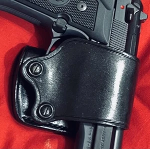 Galco Outside Leather Holster For Beretta 92 or M9, Black, In Mint Cond - Picture 1 of 6