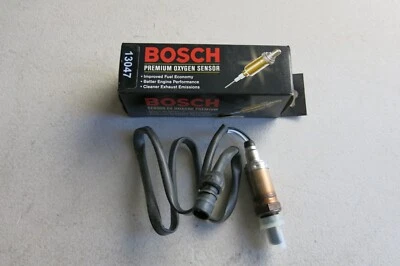 Bosch OE Oxygen O2 Sensor 13047 fits Porsche, BMW - Image 1 of 2