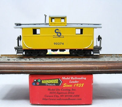 ROUNDHOUSE Custom Painted Chesapeake & Ohio C&O  Steel Caboose #90274, C10 NIB - Image 1 of 2