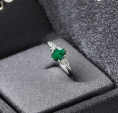 Anillo de compromiso ovalado de plata 925 esmeralda único anillo de piedra de nacimiento de mayo regalo para ella Foto 1 de 4