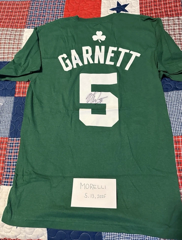 Camiseta estilo camiseta verde firmada por Kevin Garnett de los Boston Celtics de la NBA sin certificado de autenticidad Foto 1 de 1