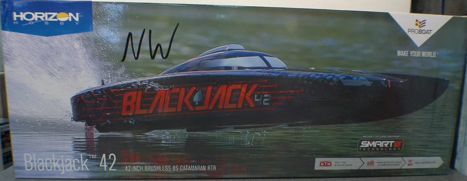 Catamarán ProBoat Blackjack 42 pulgadas 8S sin escobillas negro/naranja PRB08043T1 Foto 1 de 4