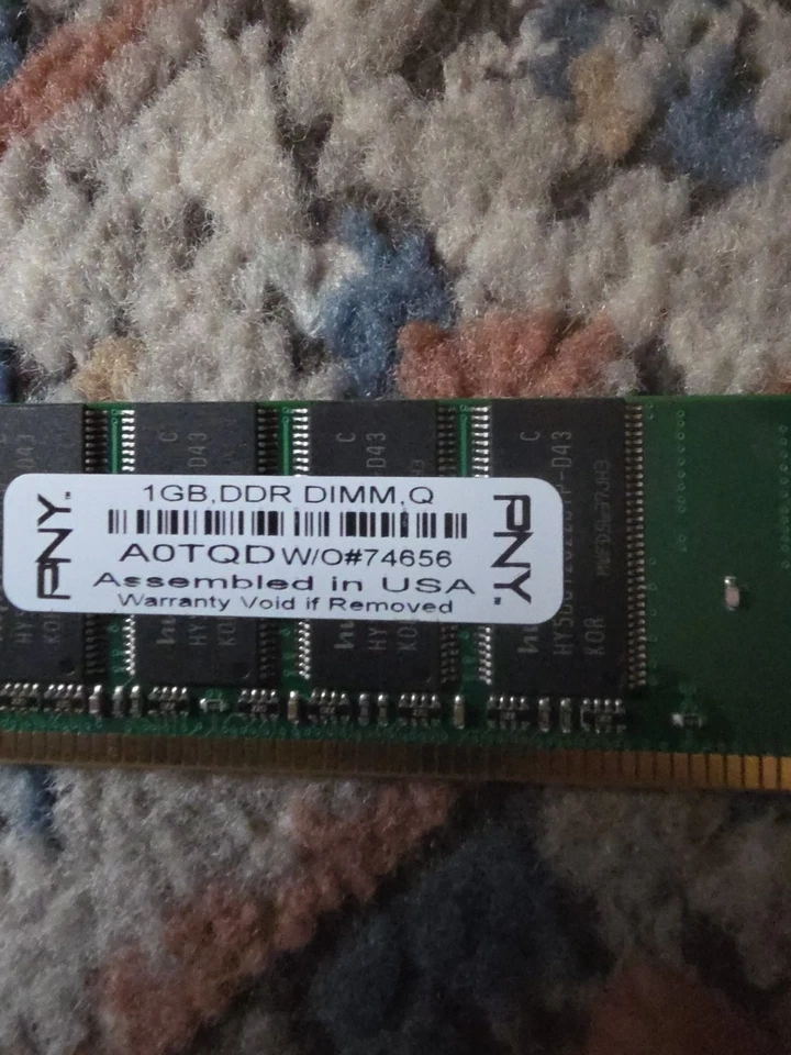 Módulo de memoria DDR DIM.Q PNY 1 GB 2x 1 GB Foto 1 de 3