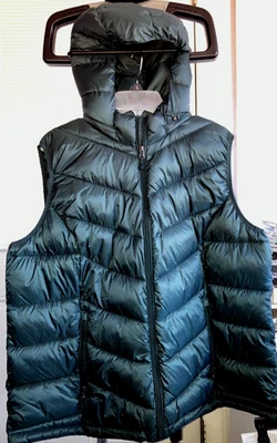 NWOT 2X CHARTER CLUB WOMEN'S DEEP TEAL GREEN PUFFER VEST ZIP OFF  Hood - Image 1 of 4