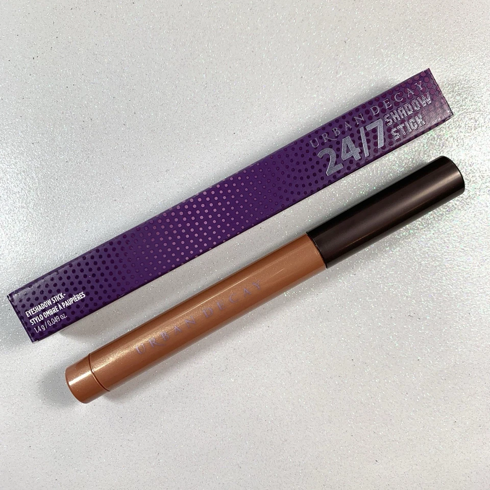 Lápiz de ojos Urban Decay 24/7 deslizante delineador de ojos remachado nuevo en caja tamaño completo Foto 1 de 3