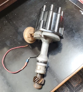1968 Olds 455 auto "Restored" Single point Distributor W/Cap #1111288 7G20 - Picture 1 of 9