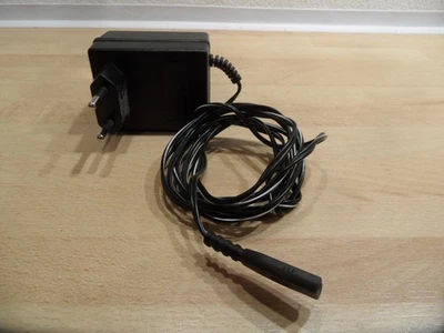 LG AC DC Adaptor Ladegerät Model No LG028120EP 2,8V - 1200mA - 3,36VA  n 950 - Bild 1 von 4