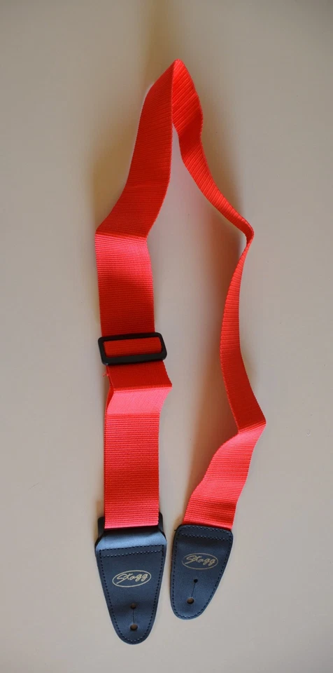 Stagg Tracolla in nylon rossa - Per chitarra e basso - Imagen 1 de 3