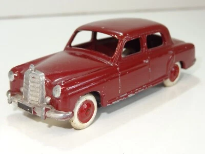 CIJ MERCEDES BENZ 220 Foto 1 de 4