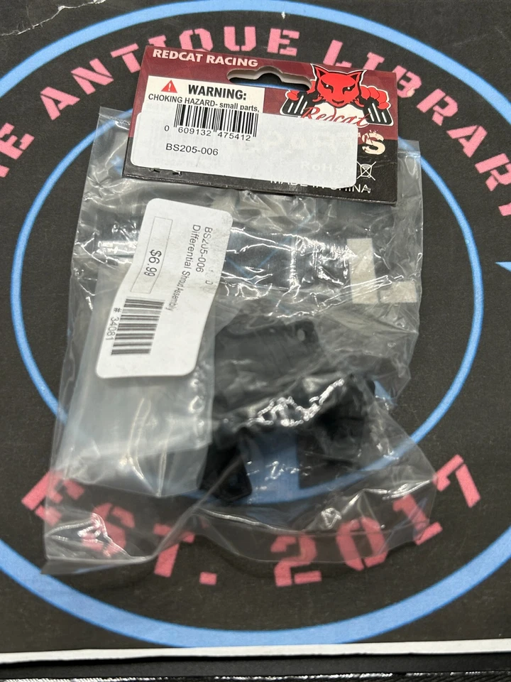 Redcat. #BS205-006 FrontRear Upper Gearbox/Bulkhead W/ Ball Studs - Image 1 of 1