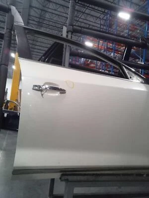 Conjunto de puerta delantera derecha usado se adapta a: Buick Lacrosse 2011 grado delantero derecho Foto 1 de 4