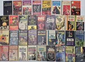 Vintage Science Fiction Trade Paperback Book Lot 35 Sci-Fi Classic Story Novels - Picture 1 of 16