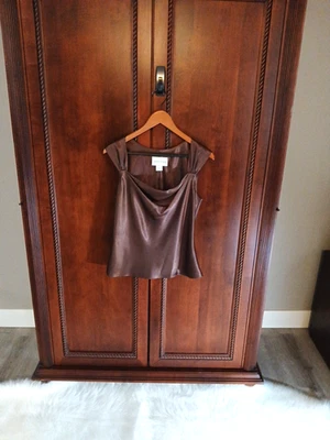 Винтажная свадебная женская блузка David's размер 10 шоколад атласная драпированная с вырезом без рукавов - Изображение 1 из 4