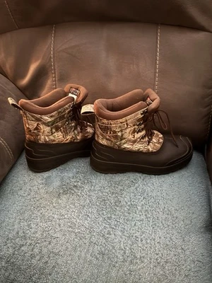 Botas camufladas resistentes al agua Ozark Trail 3M Thinsulate para hombre talla 8 MNOT47DP003 Foto 1 de 4