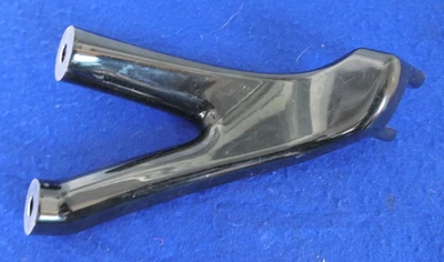 Soporte de montaje de controles delanteros derecho genuino Harley Davidson M8 Softail 2018-25 Foto 1 de 4