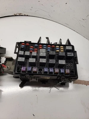 Caja de fusibles ID de motor 25906446 compatible con 05-09 Montana 1367505 Foto 1 de 4