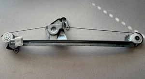 96-2002 MERCEDES-BENZ E320 E430 W210 ~ LEFT REAR WINDOW REGULATOR ~ A2107301546 - Picture 1 of 3