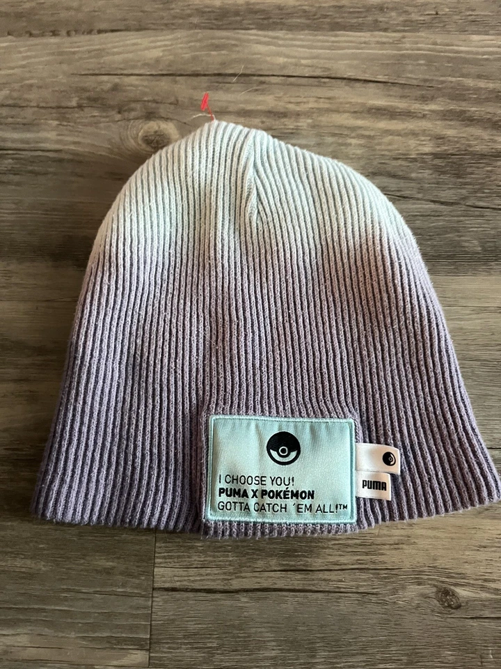 PUMA x POKEMON Colaboración Unisex Acanalado Tejido Gorra Sombrero Gorro Gradiente Púrpura Aqua Foto 1 de 2