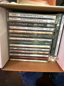 16 Piece—southern Gospel  New Sealed CD’s Lot 204 - Foto 1 di 1