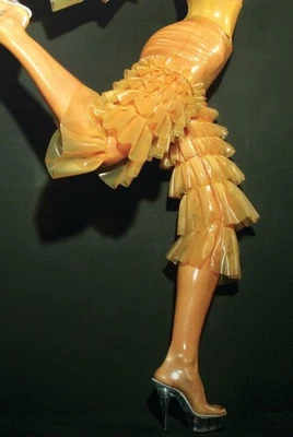 乳胶橡胶 Gummi 6 层褶边开花器海盗短裤定制 #224 — 第 1/4 张图片