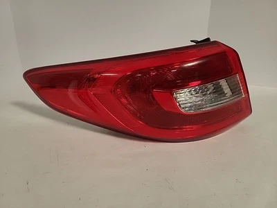 2015-2017 HYUNDAI SONATA DRIVER/LEFT SIDE REAR BRAKE QUARTER MTD TAIL LIGHT L4 — 第 1/4 张图片